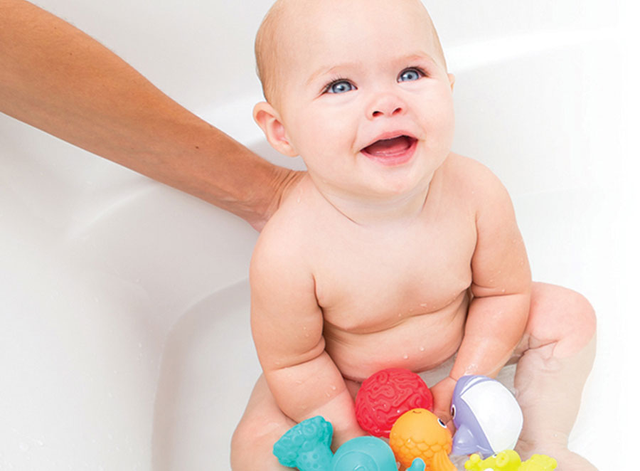 When Can You Bathe a Newborn Baby? Infantino