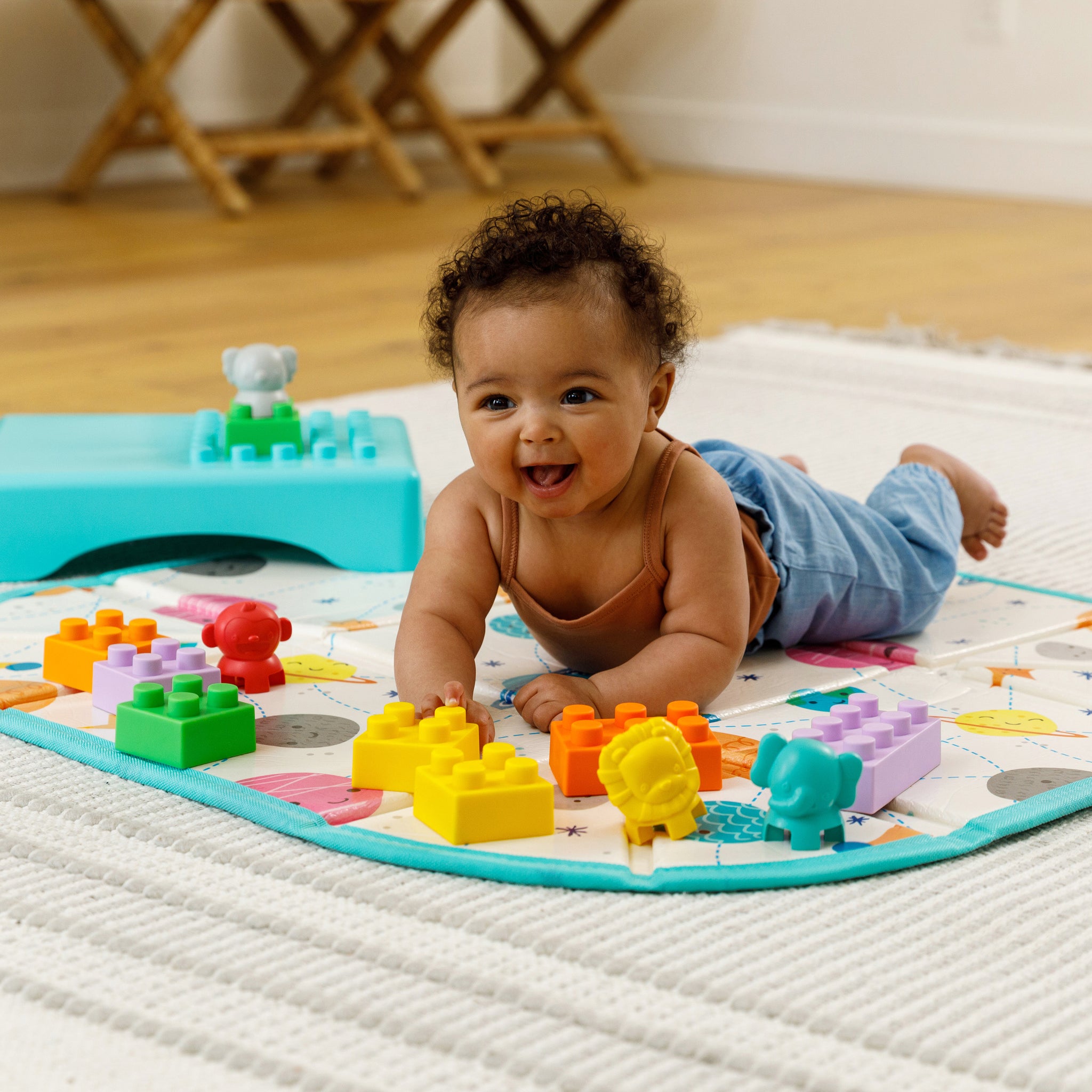 Super Soft 1st Building Blocks Play Mat & Activity Station – Infantino