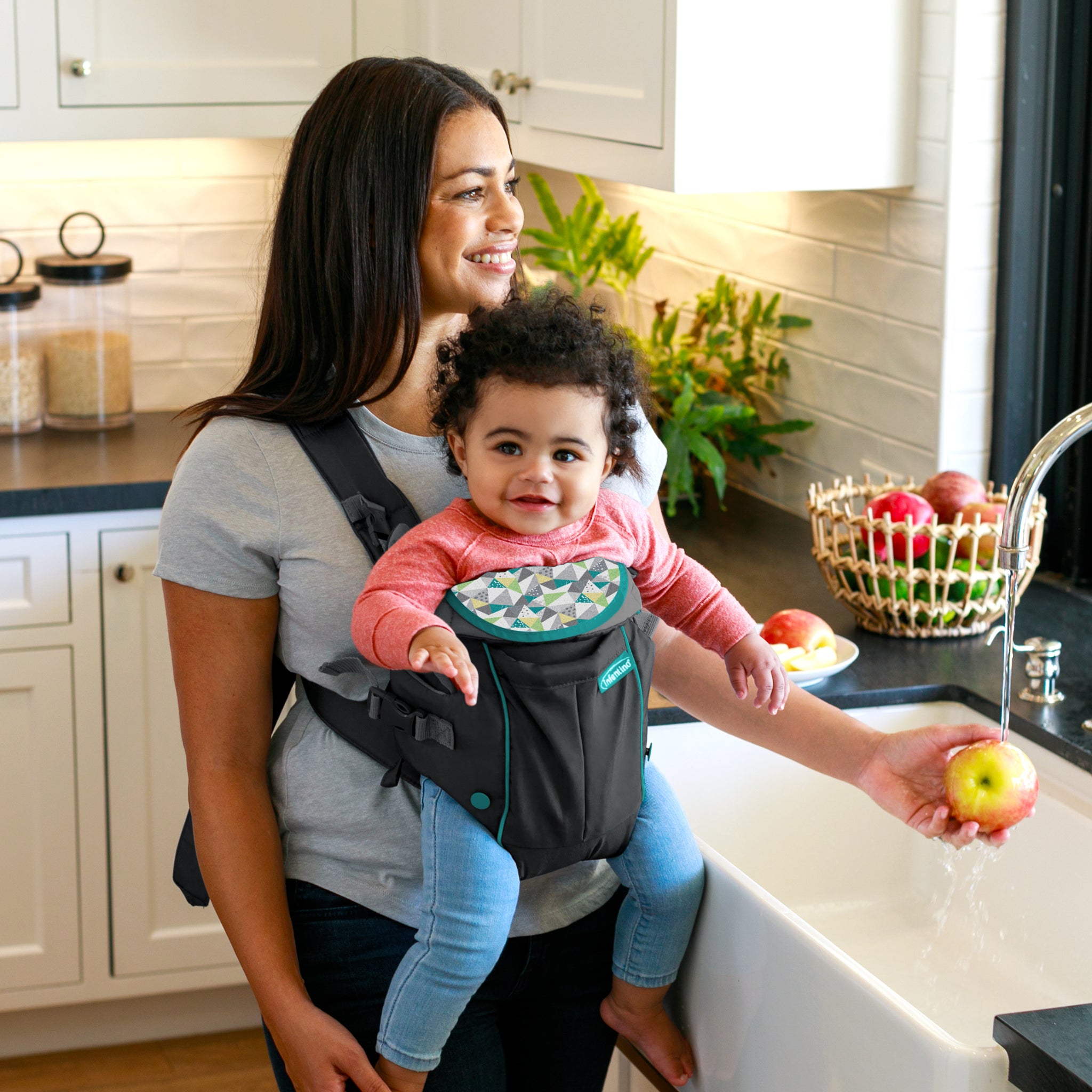 Swift™ Classic Carrier with Pocket Grey Infantino