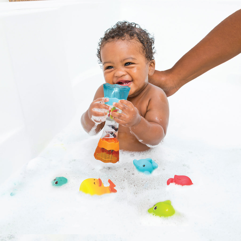 9 Best Mold Free Bath Toys for Babies + Toddlers