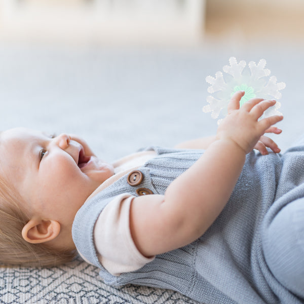 Holiday Silicone Teether - Snowflake – Infantino